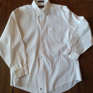Nordstrom white relaxed classic button up dress shirt. 16 1/2 neck, 34 sleeves